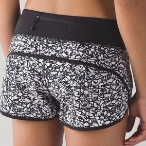 Black/White Pattern Lululemon Speed Shorts